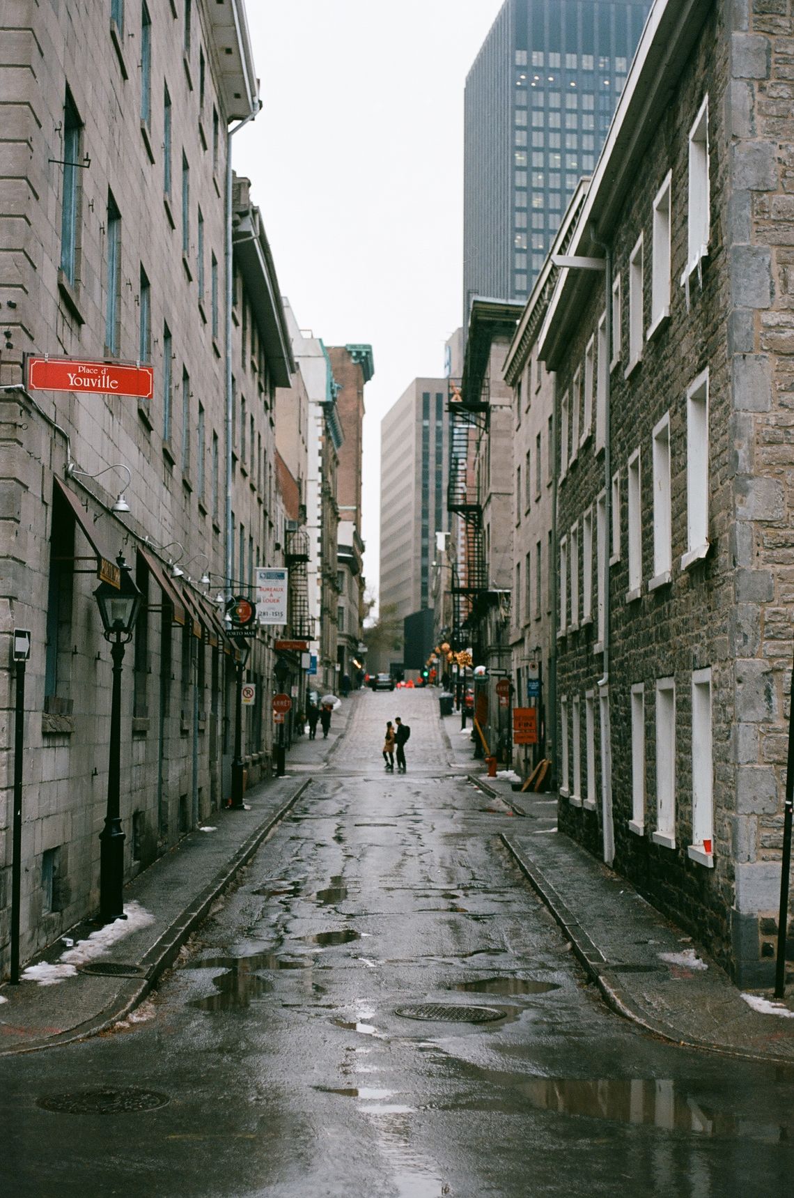 THE old Montréal pic